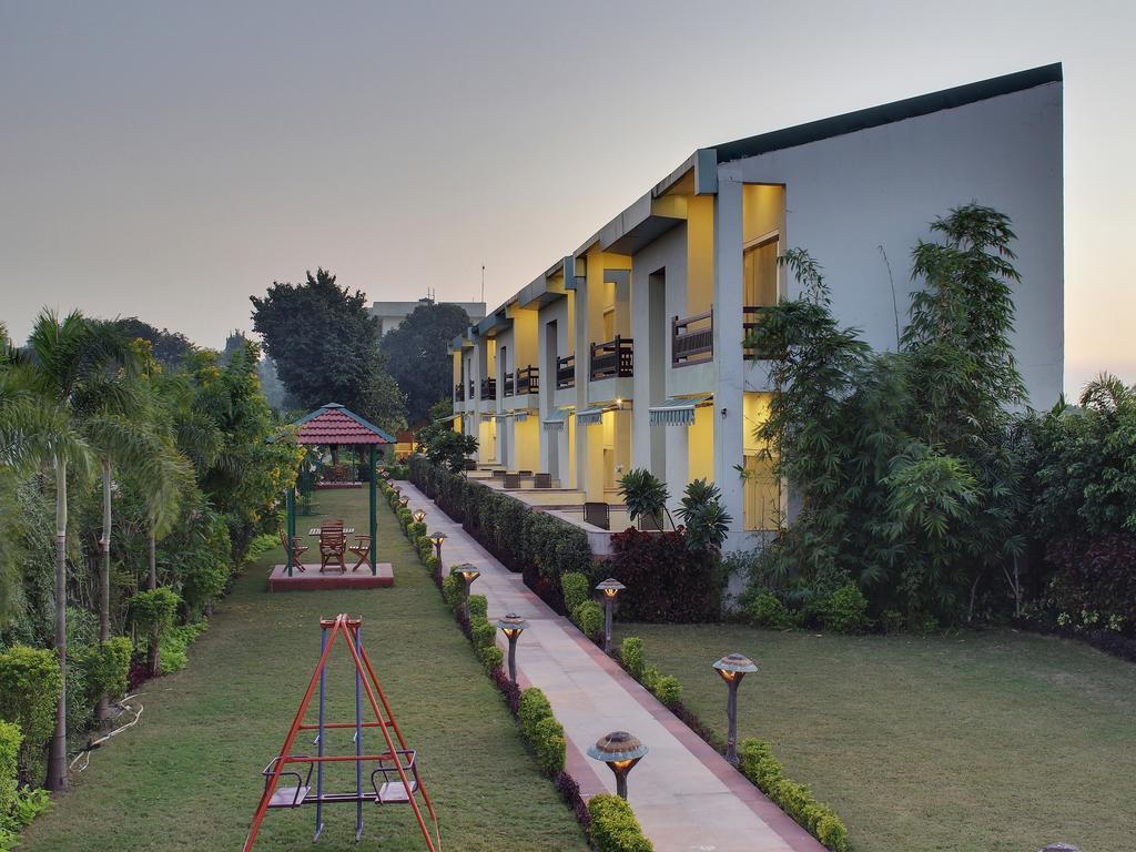 V Resorts Rajaji National Park Rishikesh Bagian luar foto
